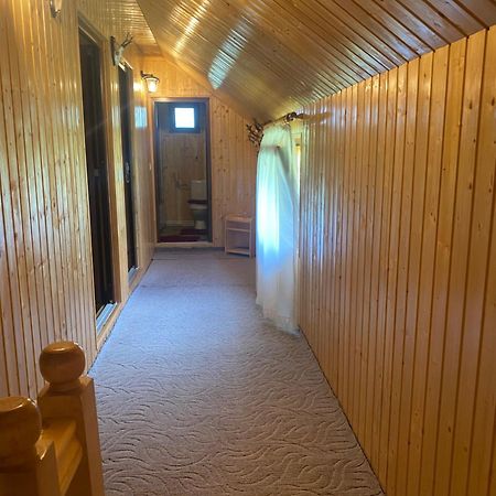 Hotel Casa Prundari Nicu Si Mirela Poiana Teiului Esterno foto