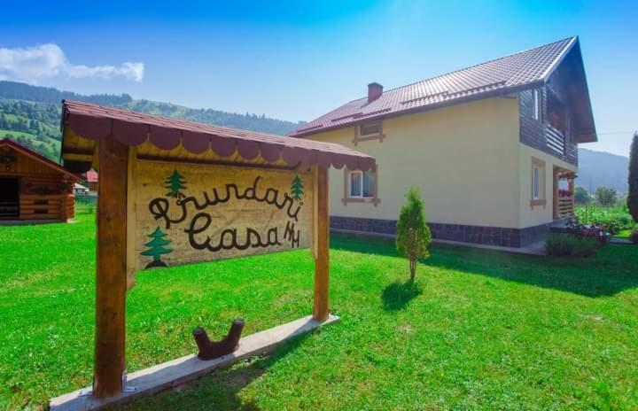 Hotel Casa Prundari Nicu Si Mirela Poiana Teiului Esterno foto