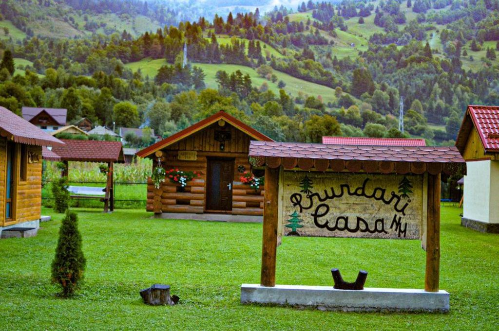 Hotel Casa Prundari Nicu Si Mirela Poiana Teiului Esterno foto